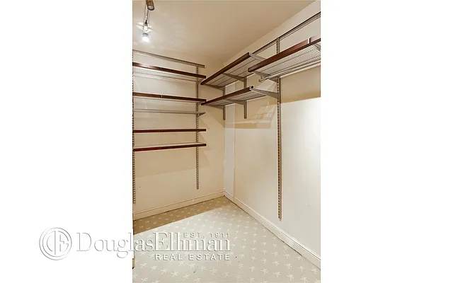 Sold by Douglas Elliman | media 21