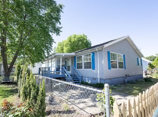 609 South St, New Harmony, IN 47631
