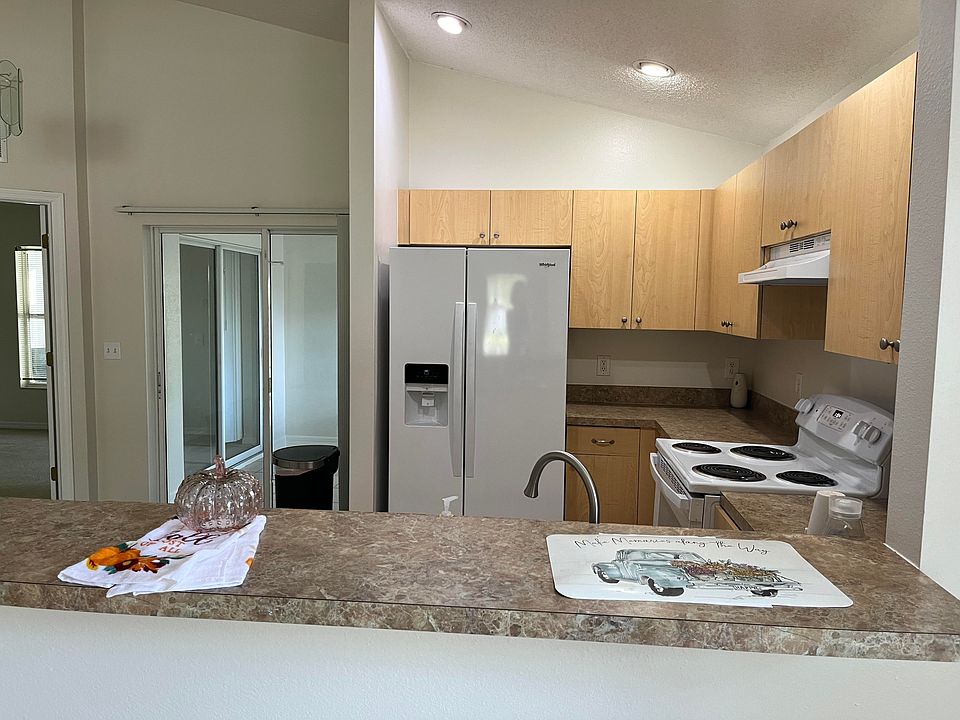 1st image of 7049 61st St N