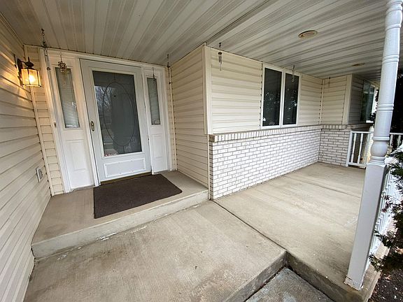 2nd image of 3188 Kregel Dr