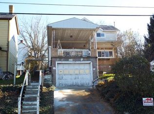 307 Center Ave, Oakdale, PA