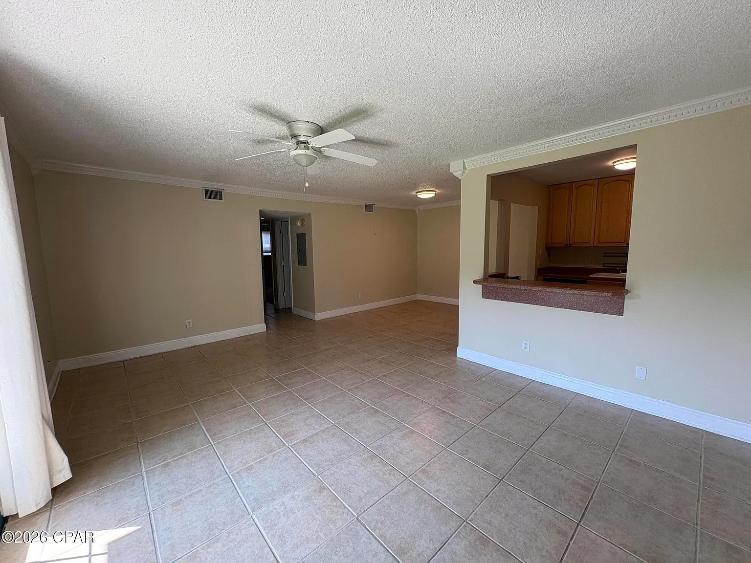 2 bed, 970 sqft, $1,650 — Photo 2