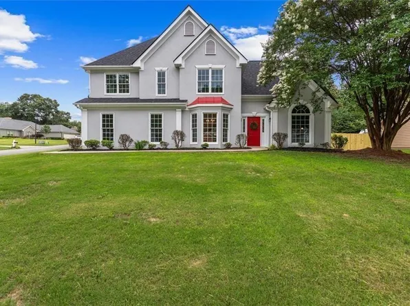 2100 Southern Walk Ter, Dacula, GA 30019