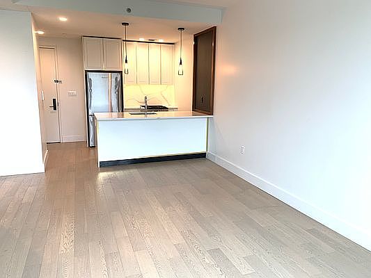 1st image of 569 4th Ave #805