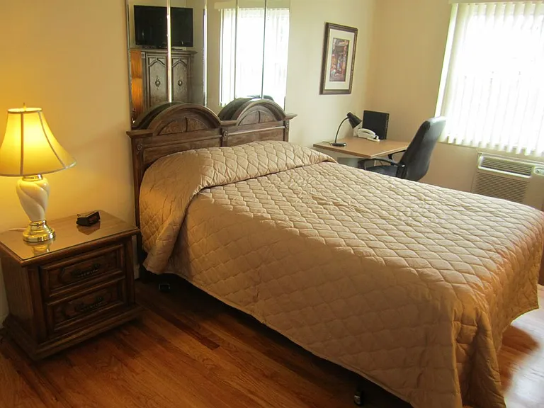 322 Regency Park Dr — Photo 7