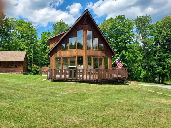 355 Nashville Rd, Saranac, NY 12981