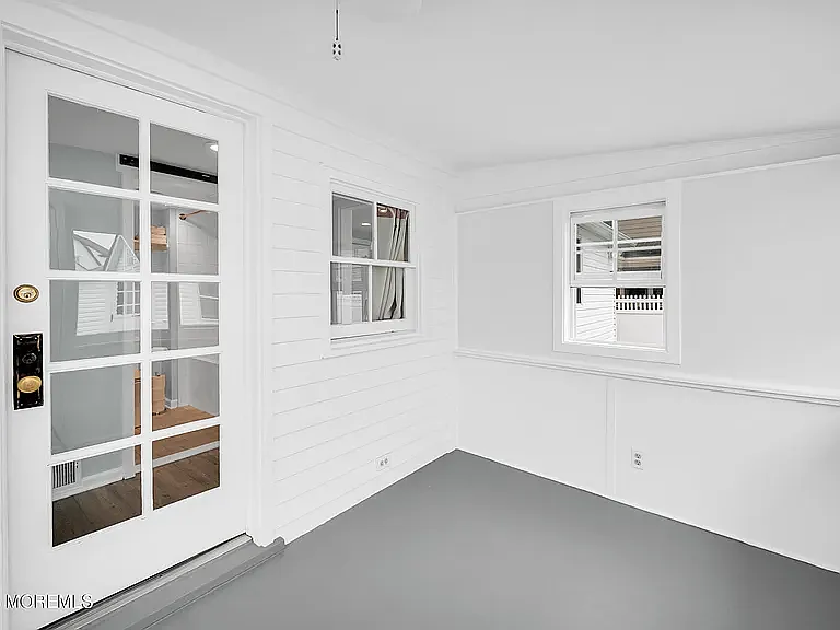 904 Arnold Ave — Photo 17