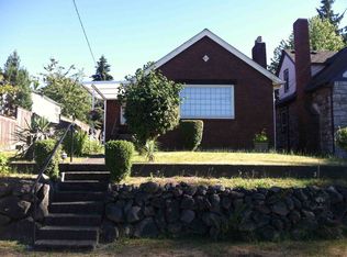 1051 NE 98th St, Seattle, WA 98115