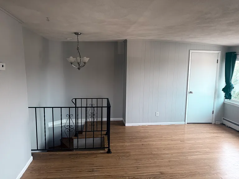 68 Uxbridge St #2 — Photo 5