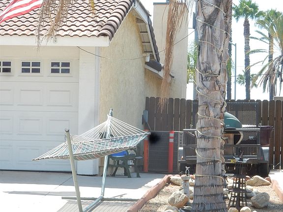 4th image of 12585 Andretti St