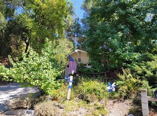 900 Big Briar Way, La Canada Flintridge, CA 91011