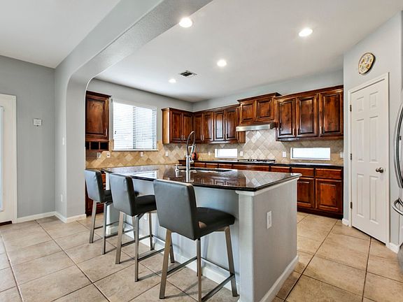 3rd image of 4326 Angelico Ln