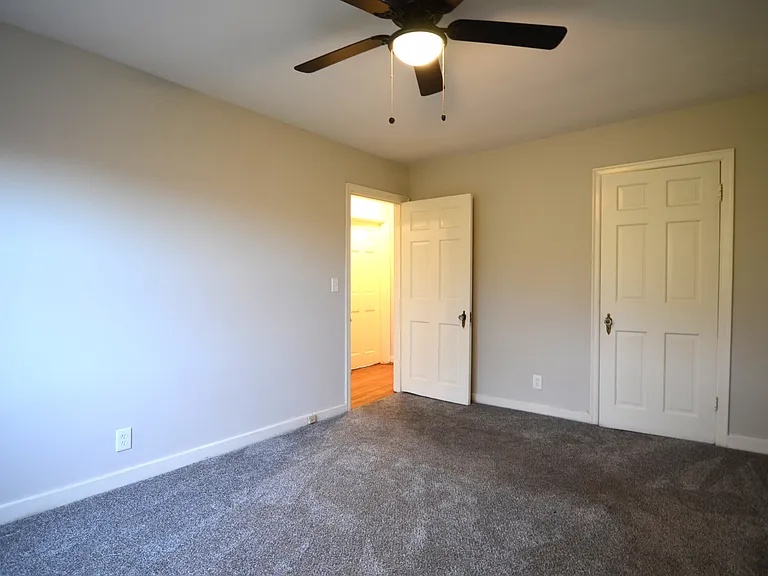 5414 Reading Rd — Photo 11