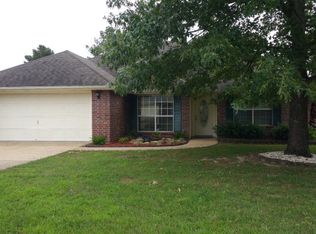 184 Sandalwood St, Lufkin, TX 75904