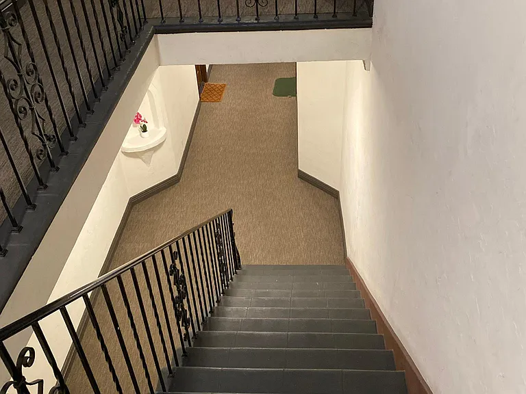 136 S Oakhurst Dr #7 — Photo 4