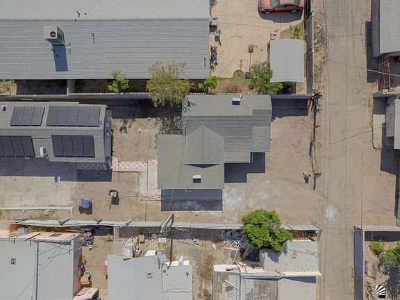 5th image of 1181 W 8th Pl
