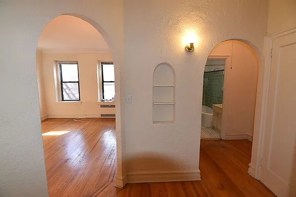 Rented by Zuz Realty | media 2