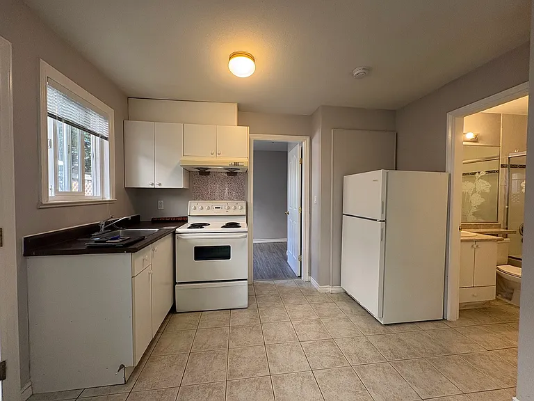 678 W 71st Ave — Photo 5
