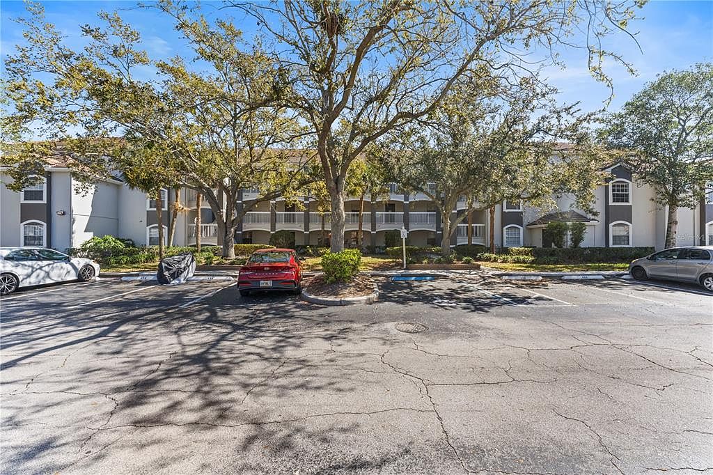 14013 Fairway Island Dr APT 434