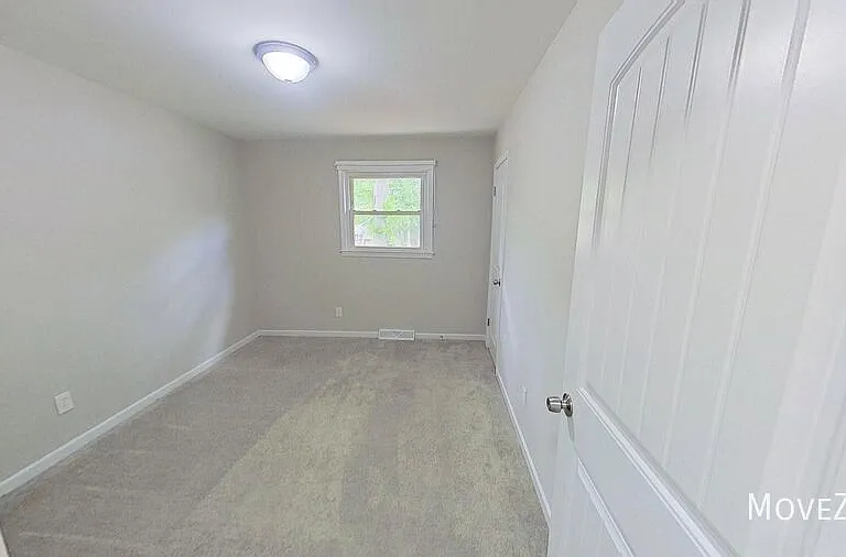 202 Newgate Dr — Photo 30