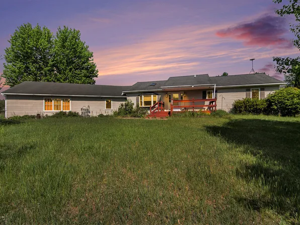 4580 Heath Rd, Hastings, MI 49058