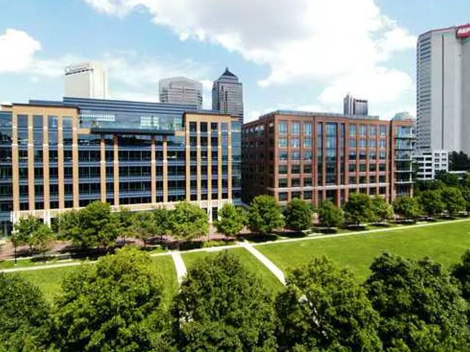1st image of 250 Daniel Burnham Sq Unit #243