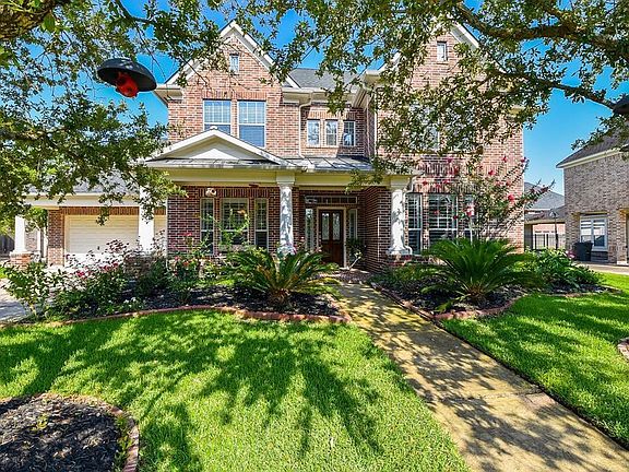 2nd image of 3911 Trailstone Ln