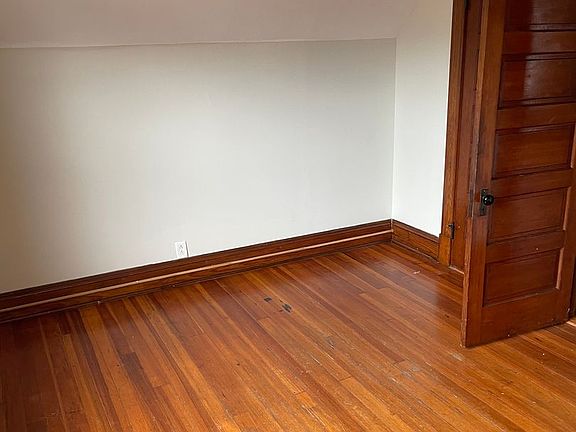 4th image of 163-165 Whitney St #3