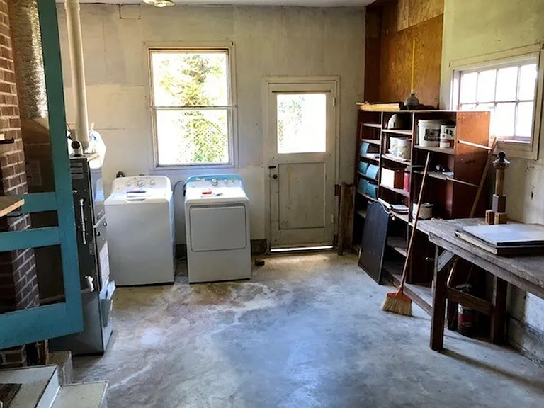 448 N Marion Ave — Photo 20