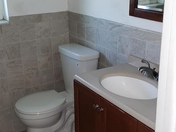 5th image of 2199 Viola Dr
