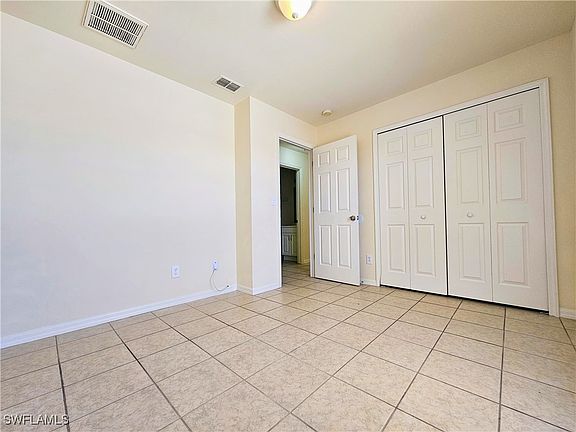 4th image of 5012/5014 Leonard Blvd S