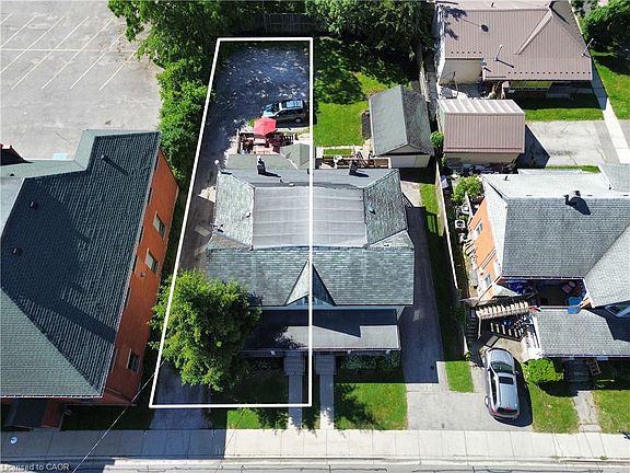 2nd image of 100 Stanley St
