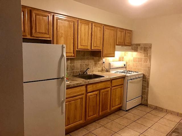 1st image of 380 Park Ave APT A4
