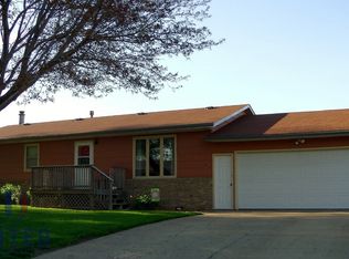 18 Ohm Dr, Mapleton, IA 51034