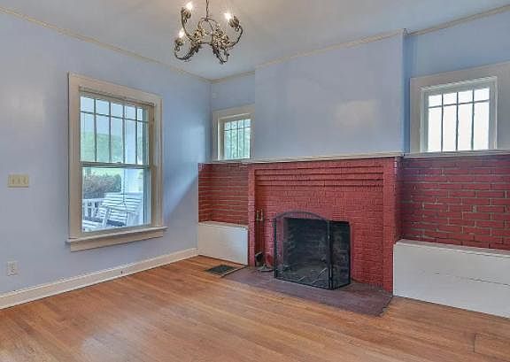 3rd image of 209 Peachtree St #A