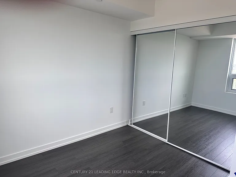 4010 Eglinton Ave W #1111 — Photo 14