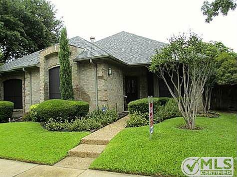 2nd image of 18936 Westwood Pl