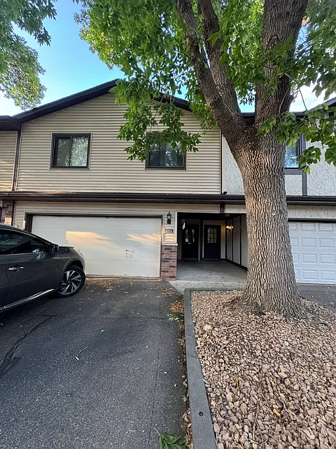 2 bed, 1268 sqft, $1,600 — Photo 1