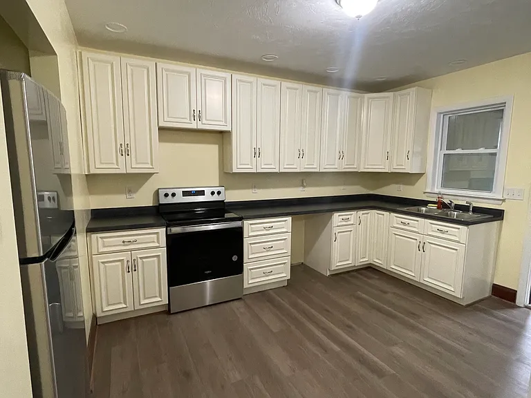 188 Beech St #1 — Photo 7