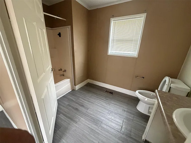 14126 Waxahachie St — Photo 10