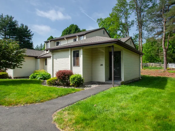 20 Simsbury Landing #20, Simsbury, CT 06070