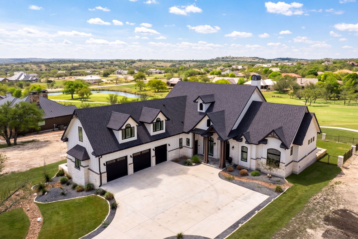 1029 Club House Rd-57