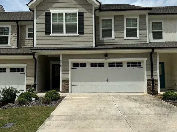 515 Autumn Rain St, Cary, NC 27519