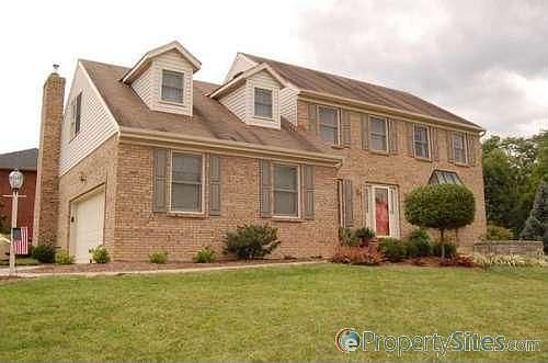 1st image of 525 Clemray Dr