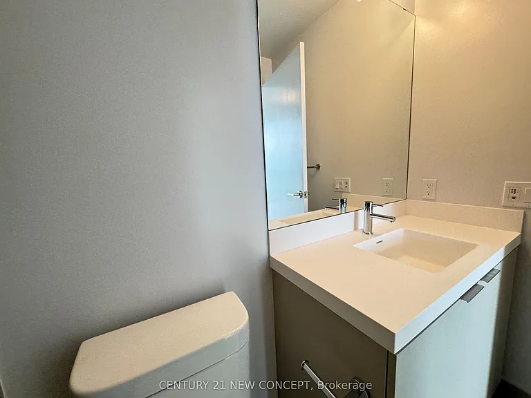 5858 Yonge St #LPH08 — Photo 14