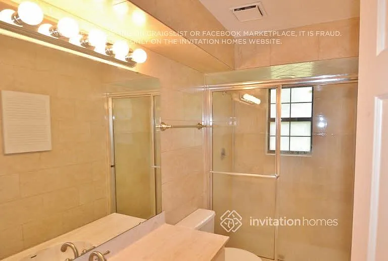 885 Rayston St — Photo 9
