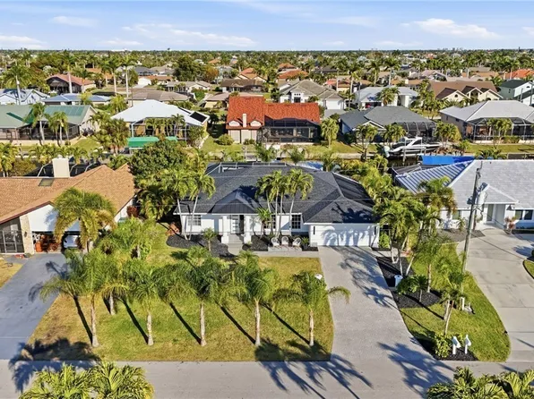 5227 SW 11th Pl, Cape Coral, FL 33914