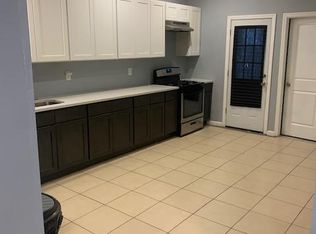 208 N 9th St #1A, Newark, NJ 07107