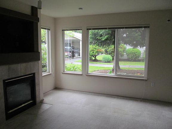 3rd image of 11130 SE 208th St APT B104