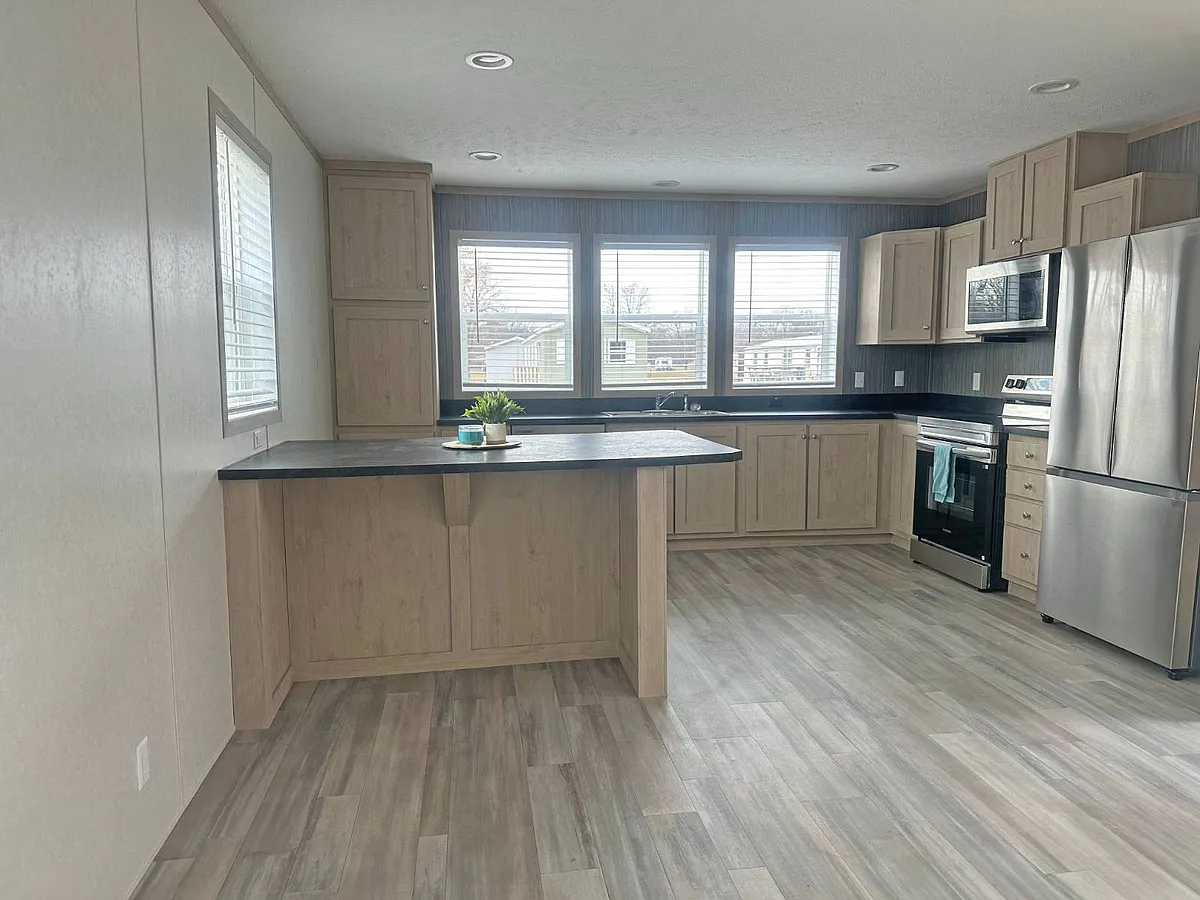 Building Photo - 14876 Washington Rd #128